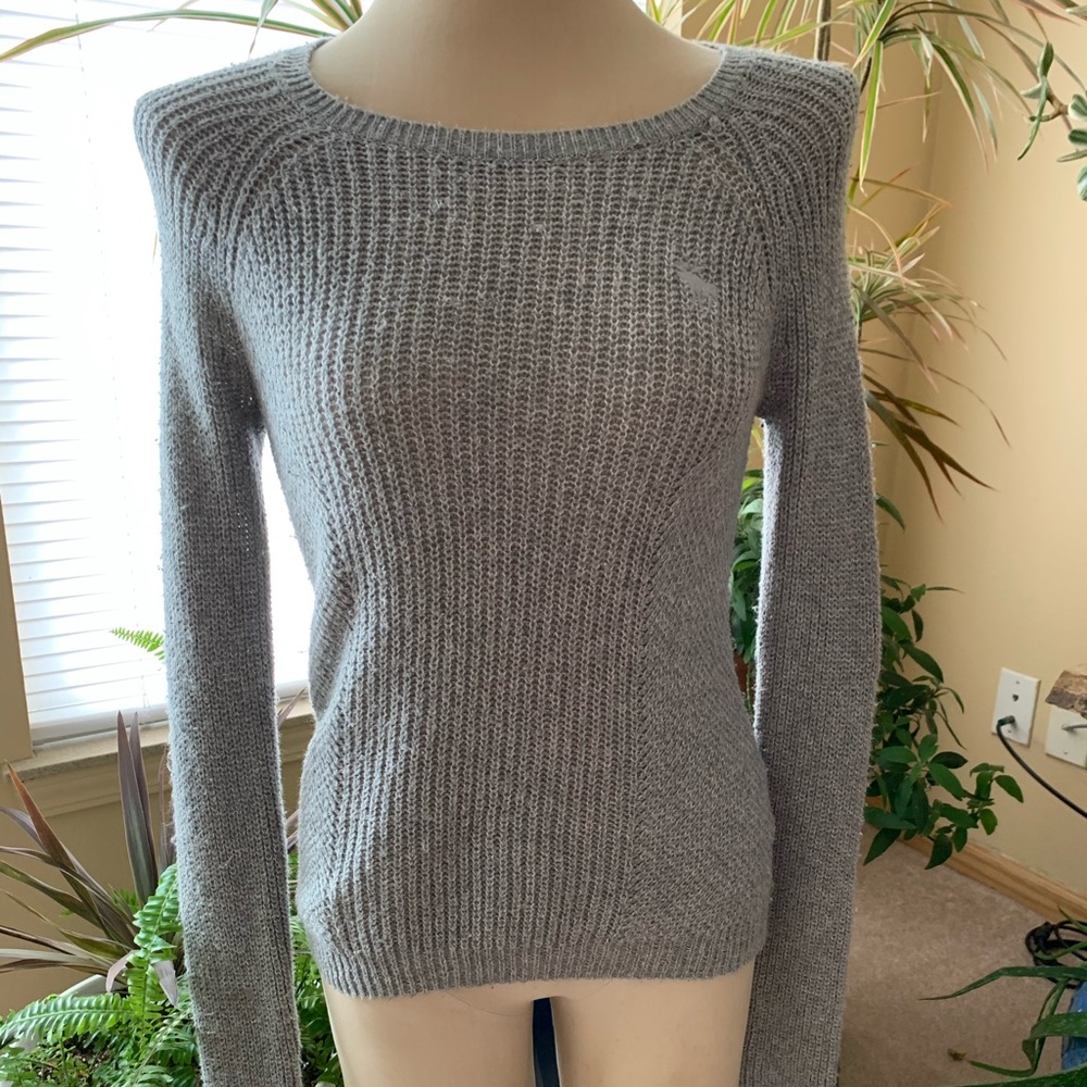 Abercrombie and fitch grey knit sweater